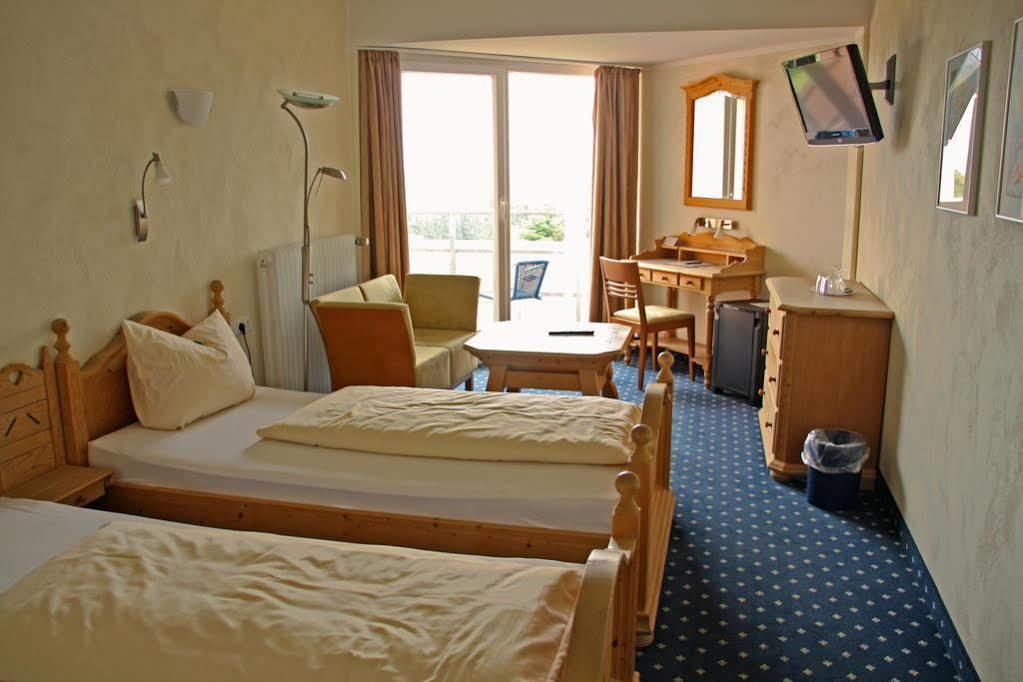 Wildpark Hotel Bad Marienberg Exteriör bild
